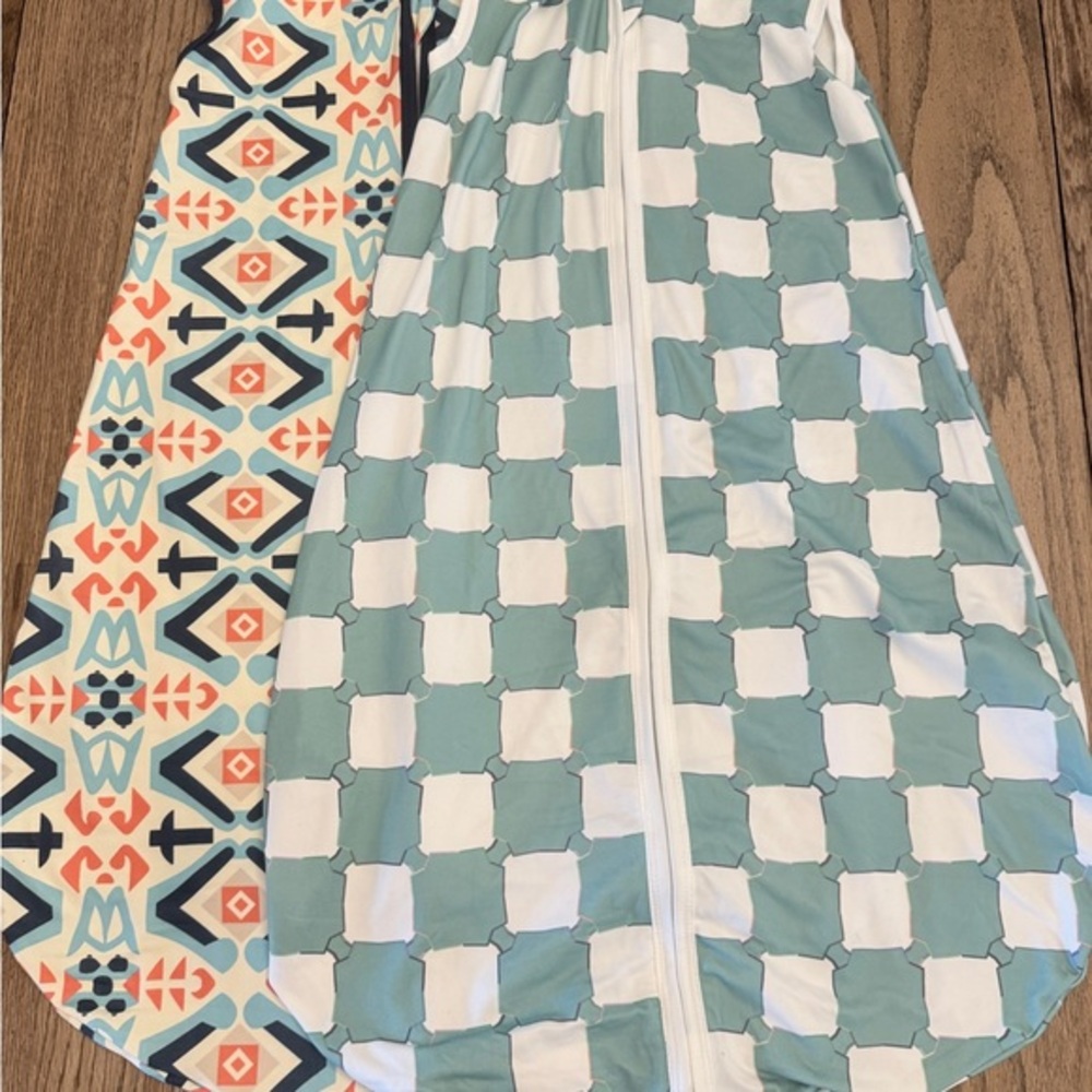 Guntail lot of 2 Geometric Patterned Infant Sleep Sacks Sz Small DI